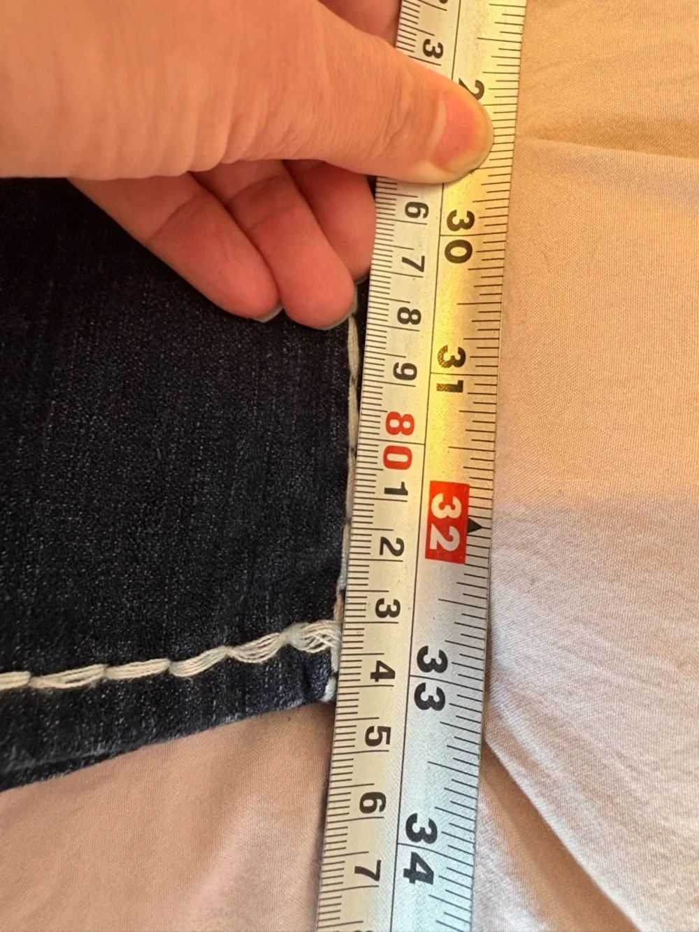 True Religion Dark Blue Skinny Jeans with White Stitching and Purple Patch - Picture 11 of 12